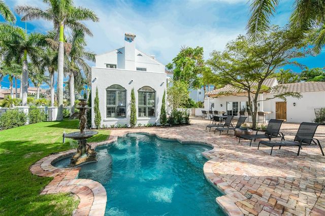 76 S WASHINGTON DRIVE, Sarasota, FL 34236