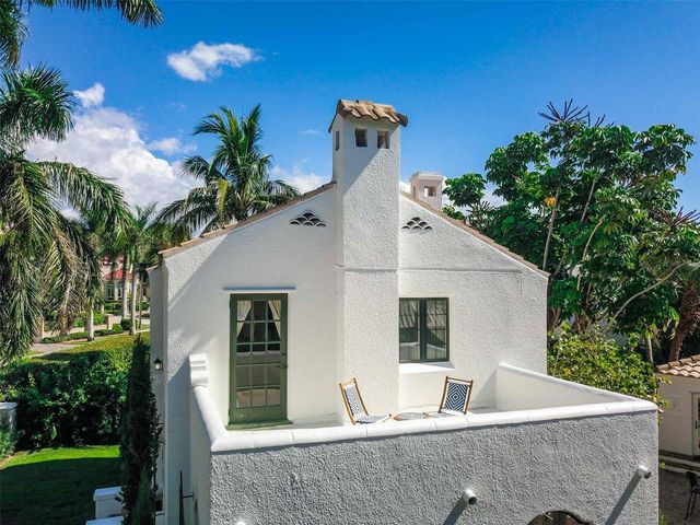 76 S WASHINGTON DRIVE, Sarasota, FL 34236