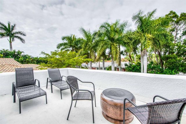 76 S WASHINGTON DRIVE, Sarasota, FL 34236