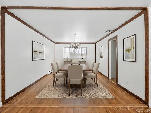 14 Jeffrey Lane, Great Neck, NY 11020