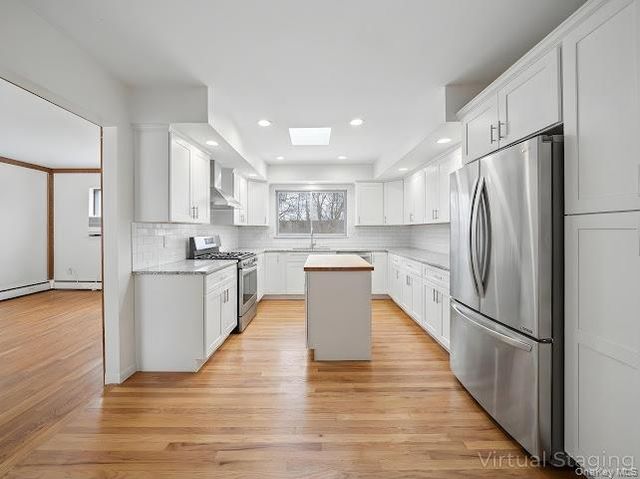 14 Jeffrey Lane, Great Neck, NY 11020