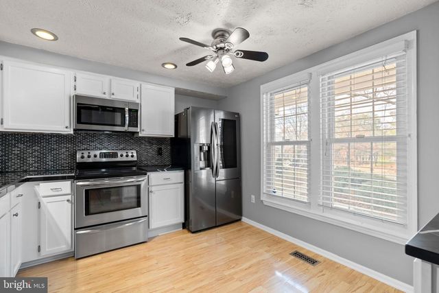 6090 ROCK GLEN DR, Elkridge, MD 21075