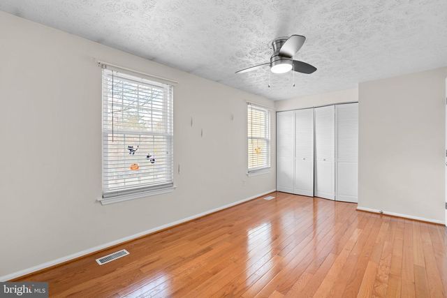 6090 ROCK GLEN DR, Elkridge, MD 21075