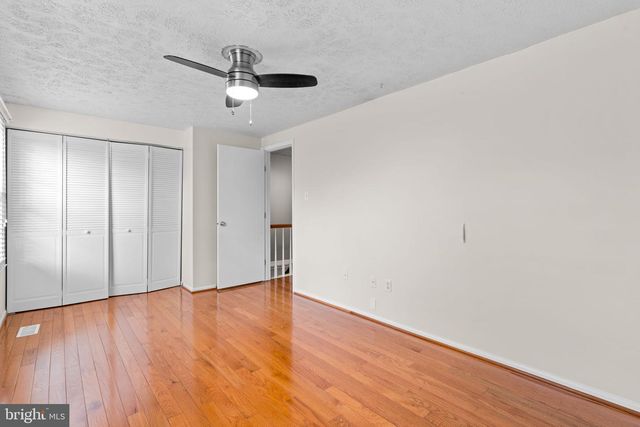 6090 ROCK GLEN DR, Elkridge, MD 21075