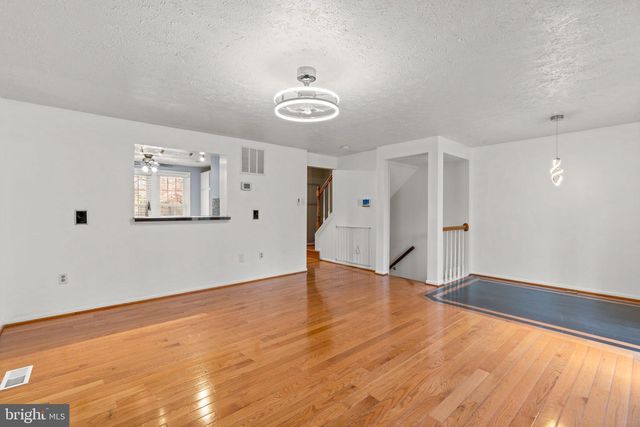 6090 ROCK GLEN DR, Elkridge, MD 21075