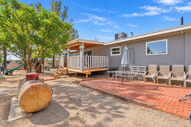 10971 Donna Marie Drive, Socorro, TX 79927