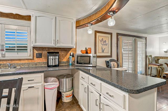 10971 Donna Marie Drive, Socorro, TX 79927