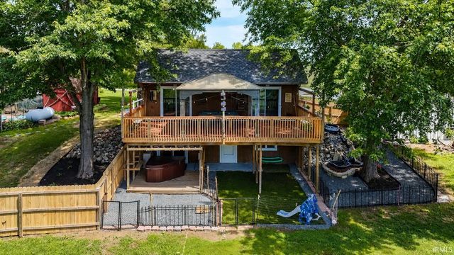 1865 Dunlap Drive, Princeton, IN 47670