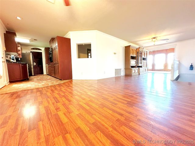 5381 Hilltop, Mcalester, OK 74501