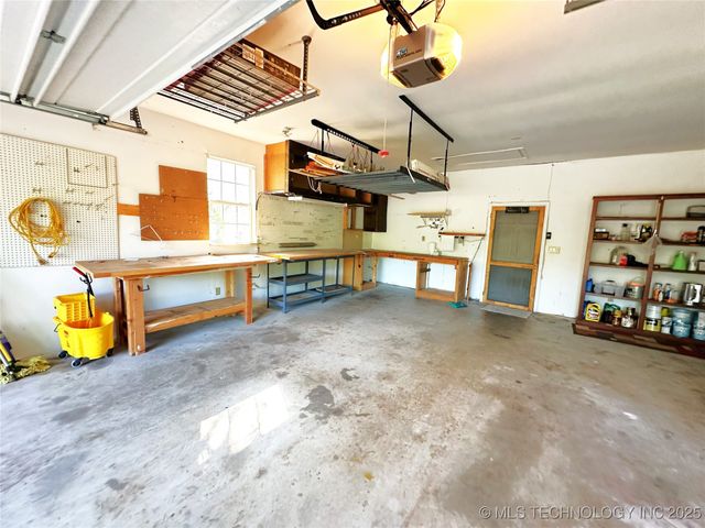 5381 Hilltop, Mcalester, OK 74501