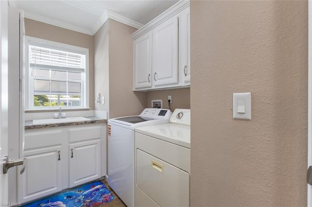 209 Sun CIR, Fort Myers, FL 33905