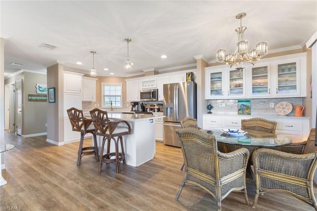 209 Sun CIR, Fort Myers, FL 33905