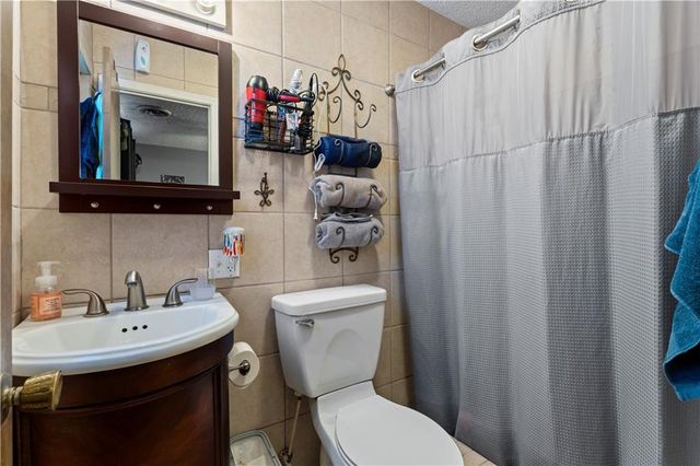 2508 W 8th Street, Coffeyville, KS 67337