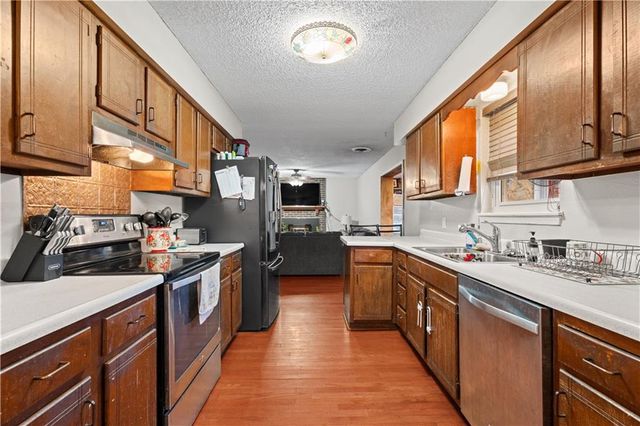 2508 W 8th Street, Coffeyville, KS 67337