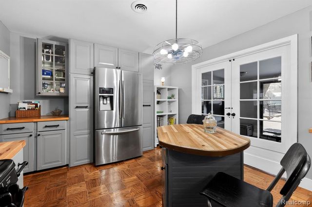 2465 Liter Road, Lake Orion, MI 48359