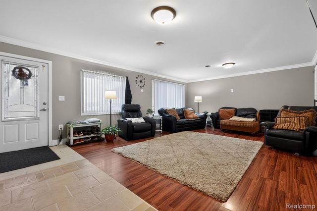 2465 Liter Road, Lake Orion, MI 48359