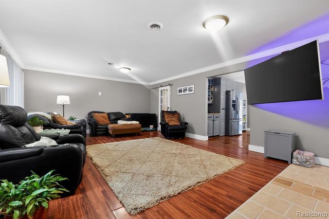 2465 Liter Road, Lake Orion, MI 48359