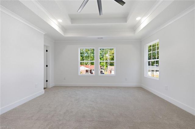640 44th ST, Newport News, VA 23607