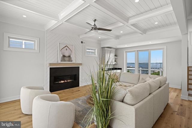 132 W JEANETTE, Long Beach Township, NJ 08008