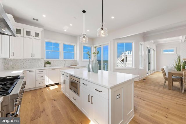132 W JEANETTE, Long Beach Township, NJ 08008