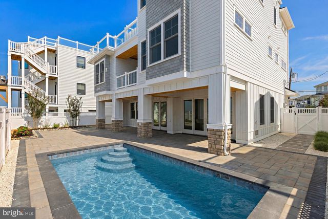 132 W JEANETTE, Long Beach Township, NJ 08008