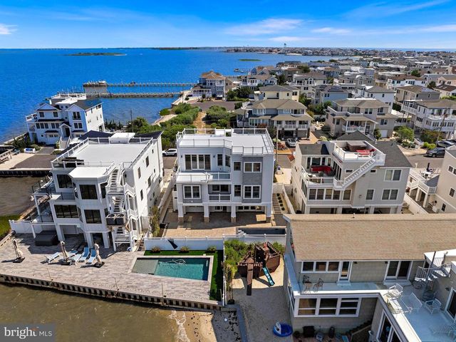 132 W JEANETTE, Long Beach Township, NJ 08008