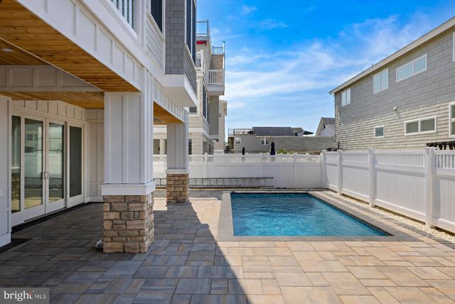132 W JEANETTE, Long Beach Township, NJ 08008
