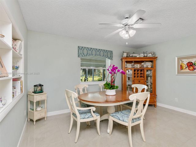 20565 SW 80th Pl, Cutler Bay, FL 33189