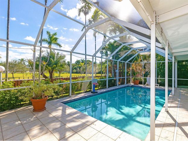 20565 SW 80th Pl, Cutler Bay, FL 33189