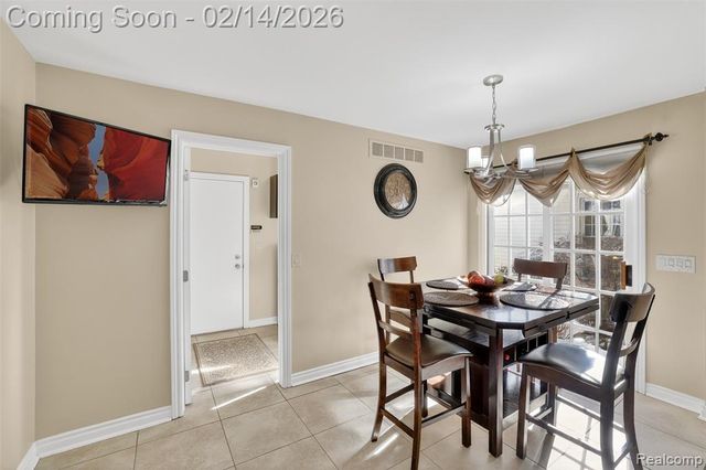 7328 Simsbury Drive, West Bloomfield, MI 48322