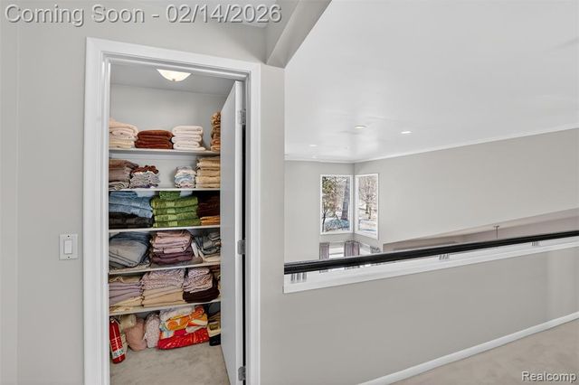 7328 Simsbury Drive, West Bloomfield, MI 48322