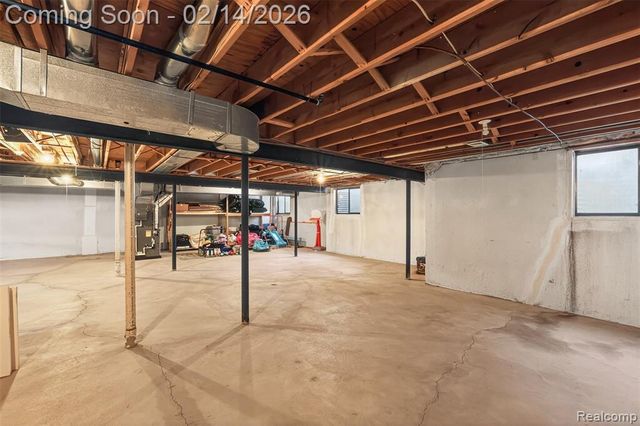 7328 Simsbury Drive, West Bloomfield, MI 48322