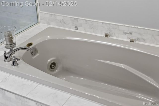 7328 Simsbury Drive, West Bloomfield, MI 48322