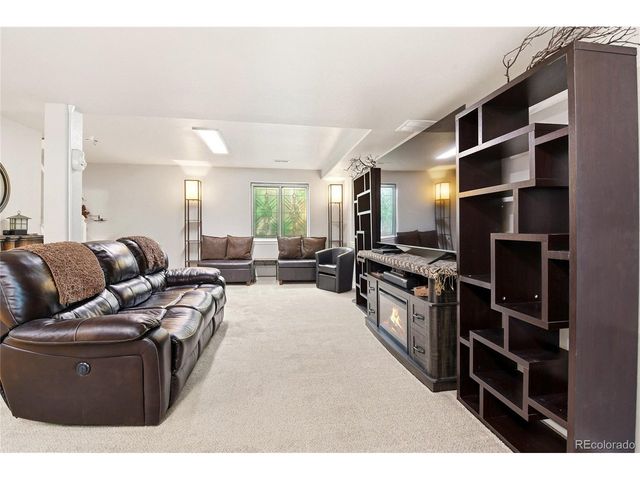 1483 S Ulster St, Denver, CO 80231