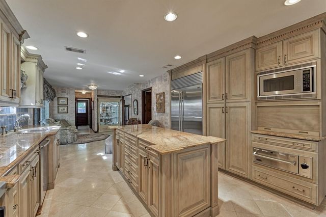 6106 Larkmount Drive, Spring, TX 77389