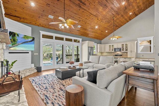 1165 VEREDA VERDE, Sarasota, FL 34232