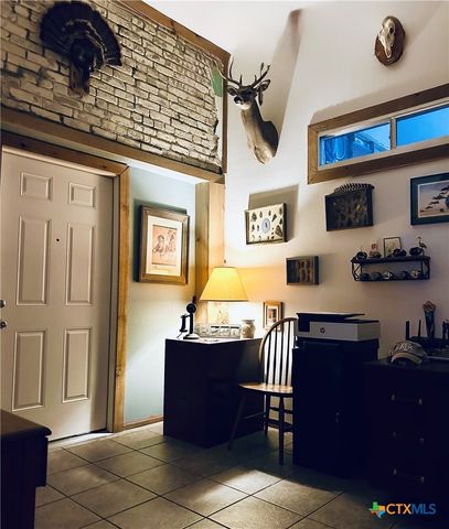 316 S Main Street, Seadrift, TX 77983