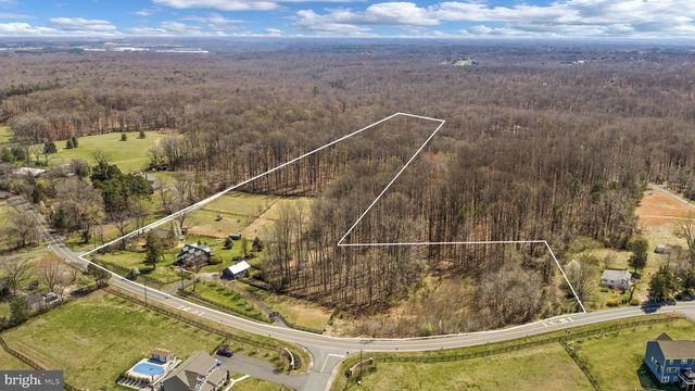 212 KELLOGG MILL RD, Fredericksburg, VA 22406