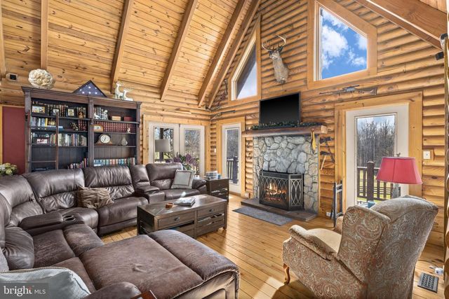 212 KELLOGG MILL RD, Fredericksburg, VA 22406