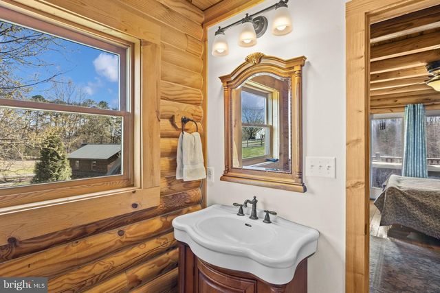 212 KELLOGG MILL RD, Fredericksburg, VA 22406