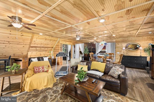 212 KELLOGG MILL RD, Fredericksburg, VA 22406