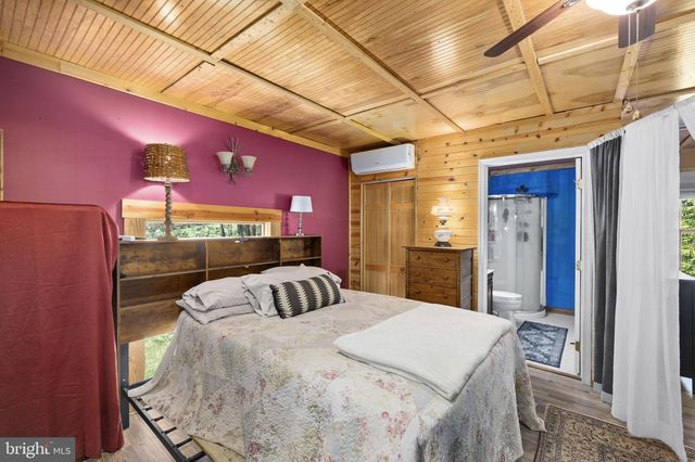 212 KELLOGG MILL RD, Fredericksburg, VA 22406