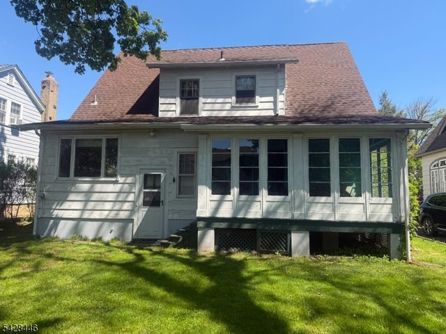 904 Ridgewood Rd, Millburn Twp., NJ 07041