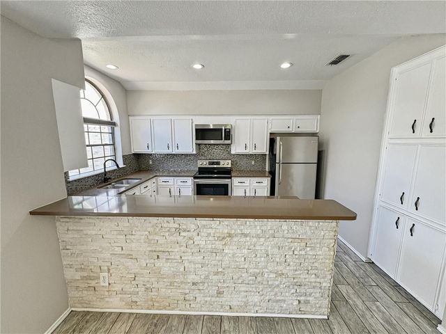 4438 Silver Hollow Dr, Corpus Christi, TX 78413