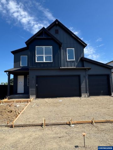795 Magnolia Av, Woodburn, OR 97071