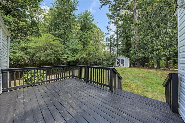 2327 Ben Hill Road, East Point, GA 30344