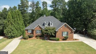303 Vantage Drive, Jefferson, GA 30549