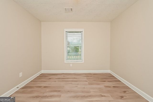 5815 Mistyview Drive, Rex, GA 30273