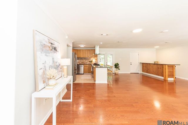 1947 Southland Ct, Baton Rouge, LA 70810