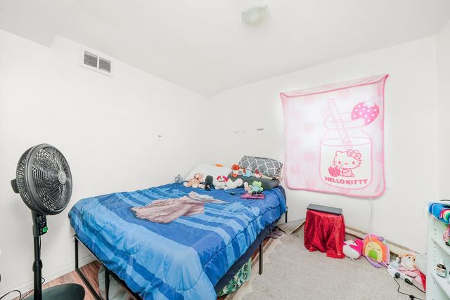 142 W Swann Street, Chicago, IL 60609